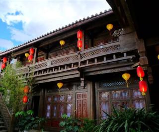 丽江巴拾来客栈