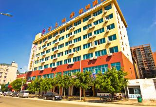 云上四季连锁酒店昆明民航路店