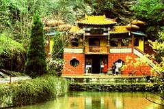 空山洞图片