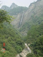 黄崖大峡谷瀑布群1