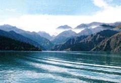 燕山天池图片