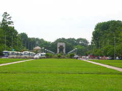 巴亭广场 2006052212134375175