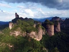 韶关丹霞山长老峰