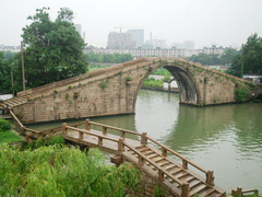 石拱桥