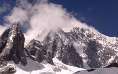 玉龙雪山图片